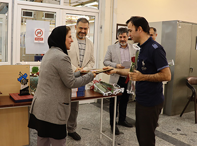 تقدیر از پرسنل نیان